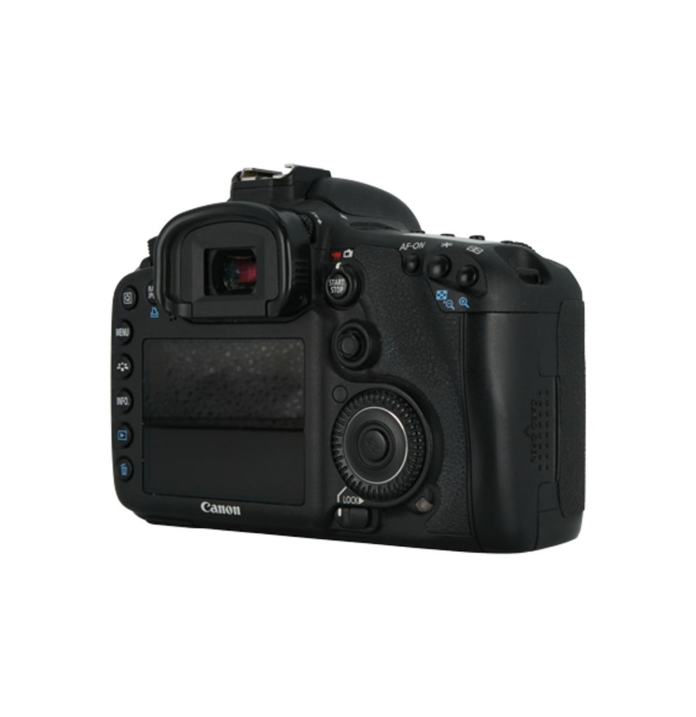 Canon EOS 7D APS-C DSLR camera