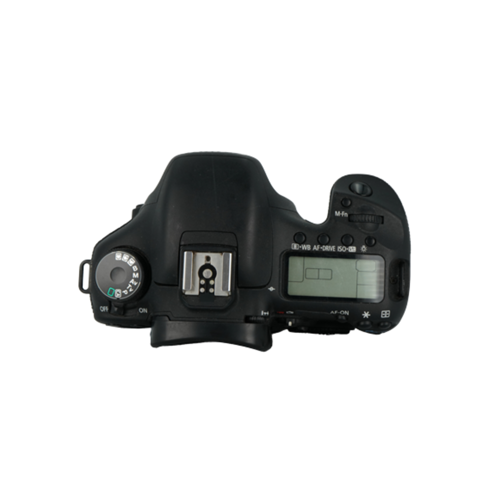 Canon EOS 7D APS-C DSLR camera