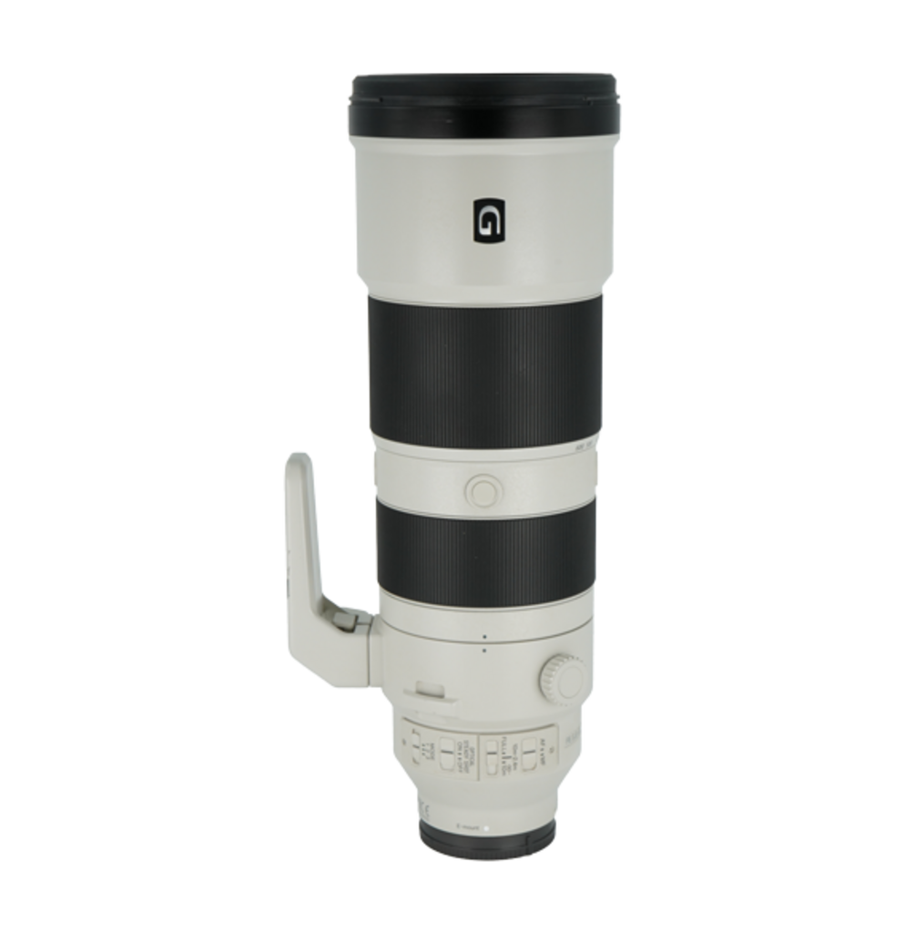 Sony 200-600mm f/5.6-6.3 G OSS full frame mirrorless super zoom telephoto lens