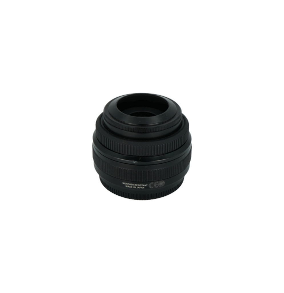 Fujifilm GF 50mm f/3.5 medium format mirrorless lens
