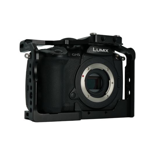Panasonic Lumix GH5 micro four thirds camera