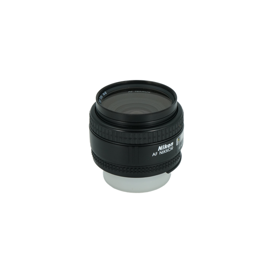 Nikon F AF nikkor 28mm f/2.8 full frame DSLR lens