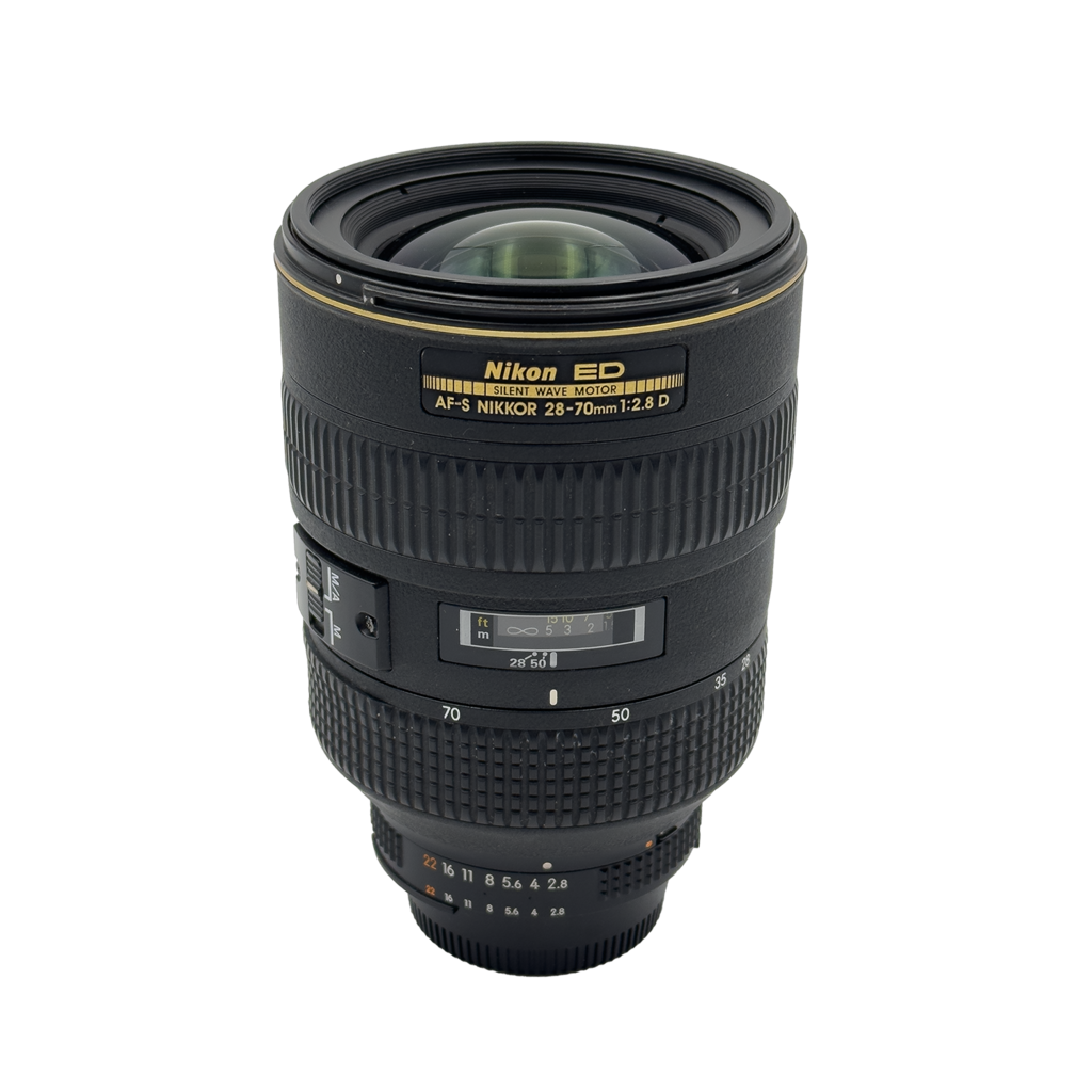 Nikon AF-S 28-70mm f/2.8 D full frame DSLR lens