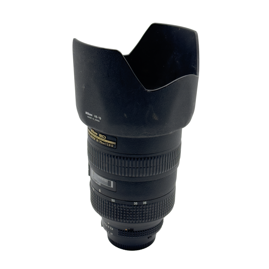 Nikon AF-S 28-70mm f/2.8 D full frame DSLR lens