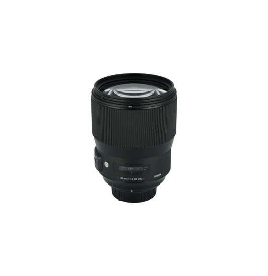 Sigma 135mm f/1.8 DG Art full frame DSLR lens for Nikon F