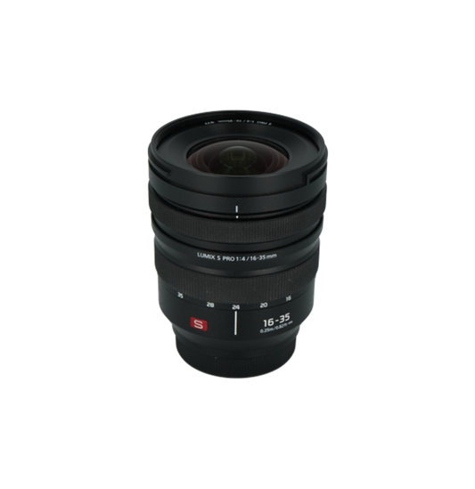 Panasonic 16-35mm f/4 L full frame mirrorless lens